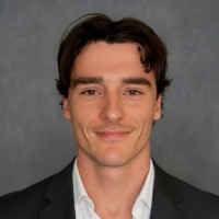 Ethan Sweet headshot